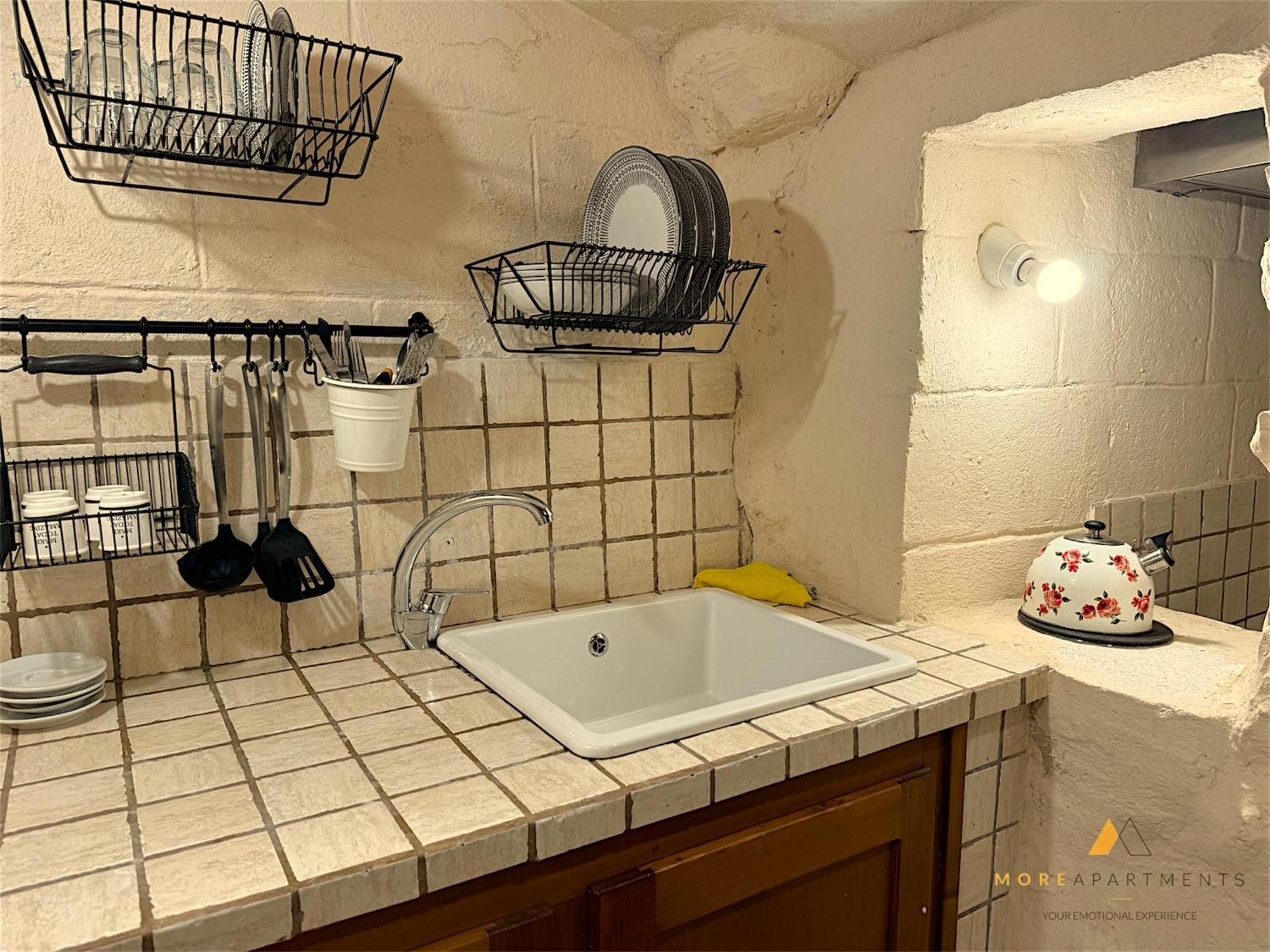 More Apartments The Castle Bari Luaran gambar